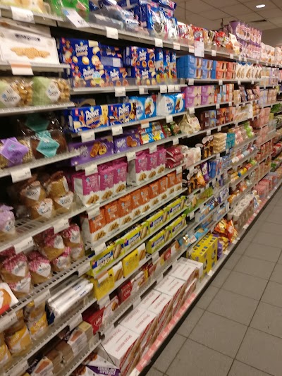 Photos of Van Den Tweel Supermarket Zeelandia