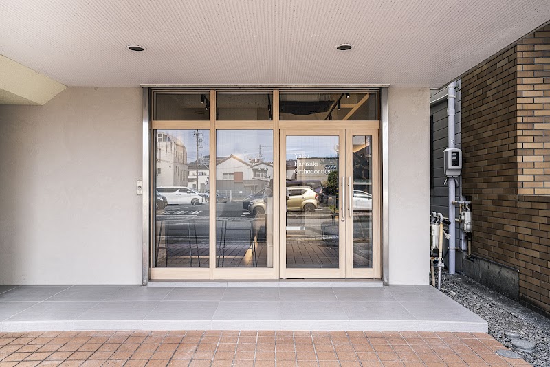 やいづ原崎矯正歯科