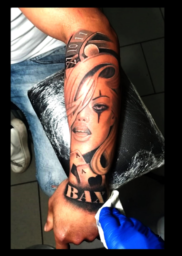King Tattoo - Visual