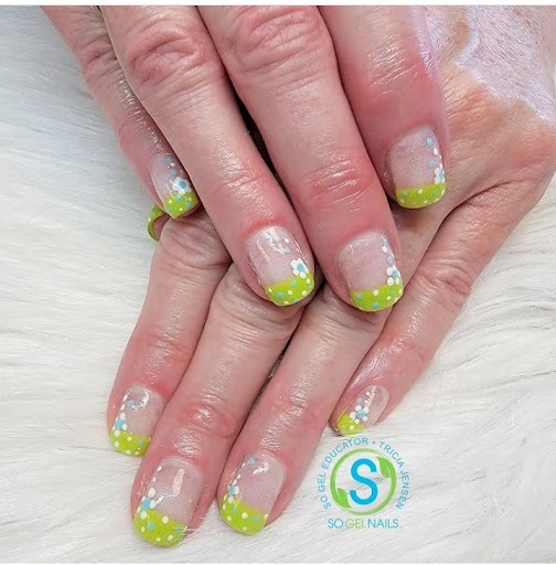 Summit Salon - Visual