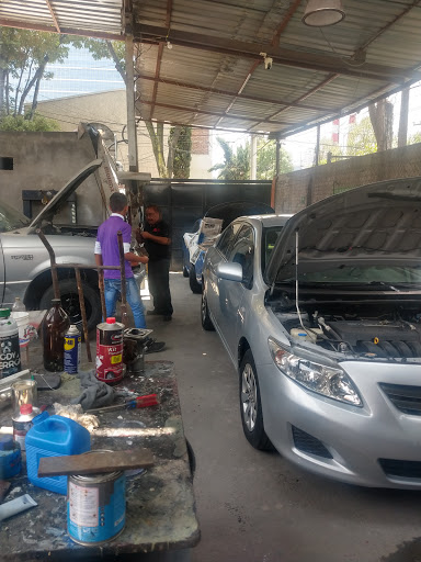 Mantenimiento Automotriz "Servicio Moreno"