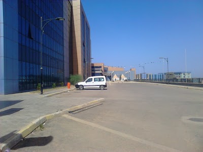 Photos of Ecole sup&eacute;rieure de commerce
