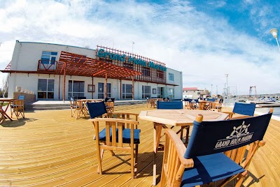 Photos of Grand Holm Marina