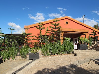 Photos of l'auberge du kintanafleuron &agrave; Ampefy chez le Belge