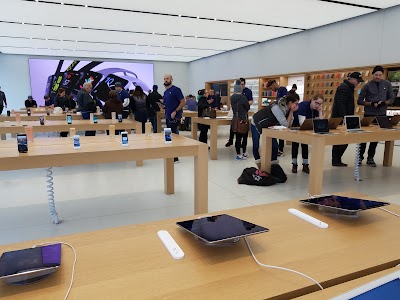 Photos of Apple Country Club Plaza