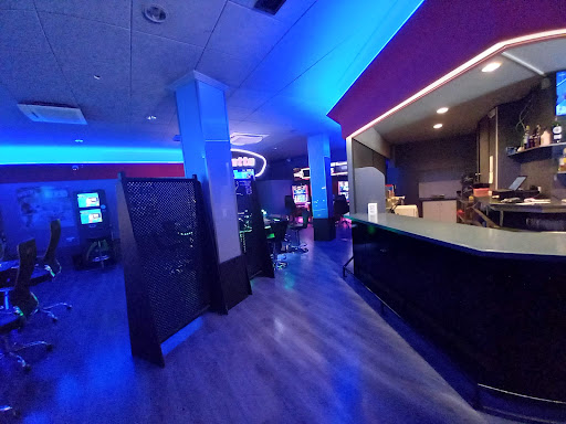 Salon De Juegos Maxim's Gallery - Spain