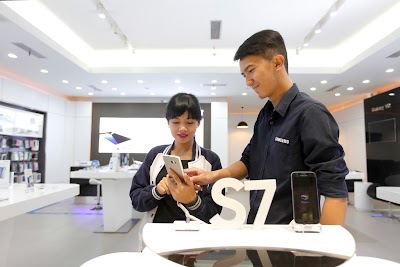 Photos of Samsung Experience Store - Paris Van Java Mall