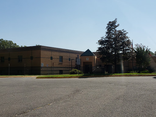 Halley Elementary School - Visual
