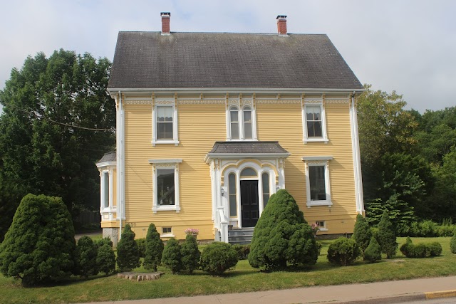 Mahone Bay