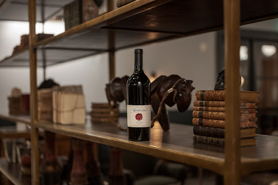 Handwritten Wines by null