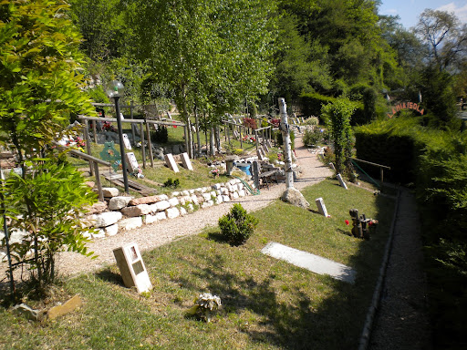 La Mia Isola, cimitero piccoli animali - Thumbnail
