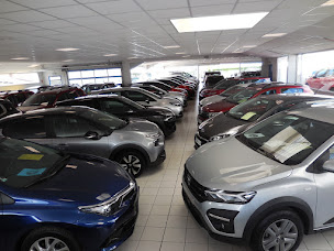 Photo n°12 de Automobiles Villet Bernard à Poligny (Service de lavage haute pression)