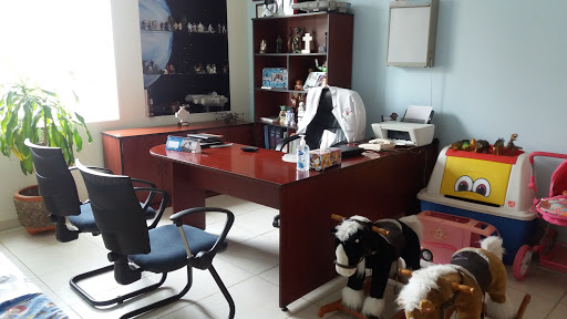 Dr. Jose Natividad Rodriguez Garcia, Pediatra
