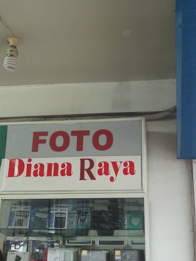 Photos of Diana Raya Foto