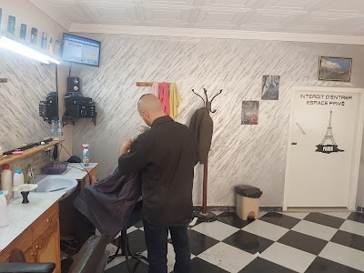 Photos of Ly&eacute;s Coiffeur