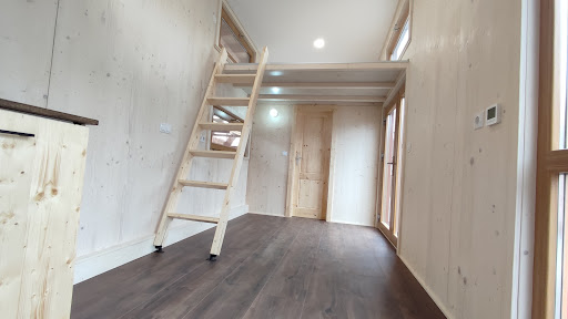 Tinyhousebarat - Visual