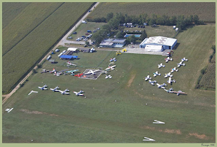 Photo n°3 de Aéroclub de Pérouges - (LFHC) à Pérouges (Aéro-club)