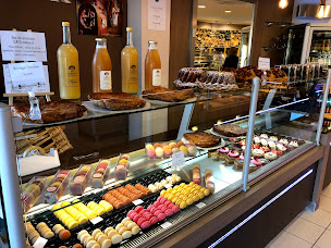 Photo n°35 de Benoît Roger - Boulangerie Pâtisserie Sandwicherie Artisanale à Saint-Grégoire (Sandwicherie)