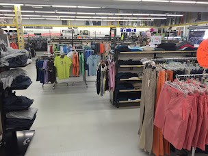 Photo n°25 de Golf Land à Corbeil-Essonnes (Magasin d'articles de golf)