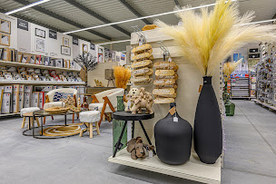 Photo n°12 de Mr.Bricolage Carnac à Carnac (Magasin d'outillage)