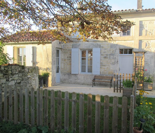 Photo de LES CHÊNES VERTS à Saint-Savinien (17350)