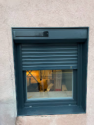 Photo n°13 de GROSFILLEX Fenêtres à La Ravoire (Magasin de fenêtres en PVC)