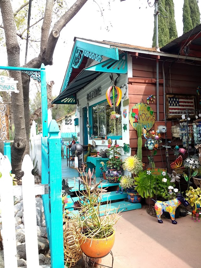 The Tea House On Los Rios