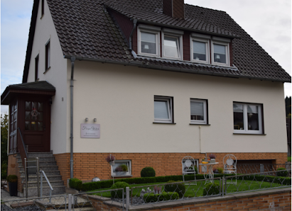 FingerWerk - Nageldesign & Fußpflege Postenweg 30, 37619 Kirchbrak