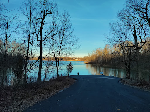 Grapevine Lake Trailhead Gallery - United States