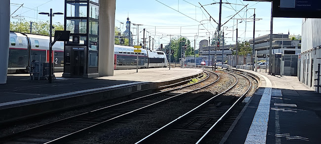 Comentarii opinii despre Relay Monop Daily Gare de Nantes Nord