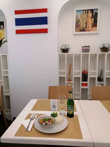 Da Poo Thai Food Logo