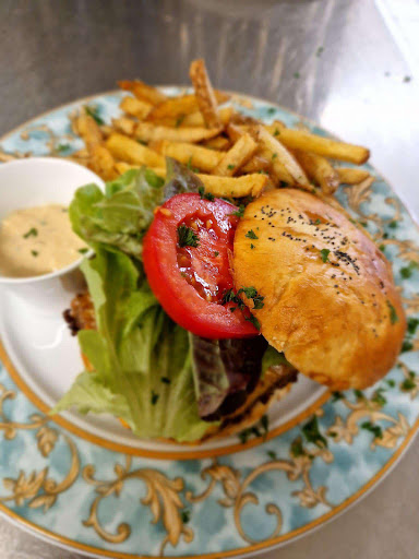 Photo 1 - Le Gourmet Burger