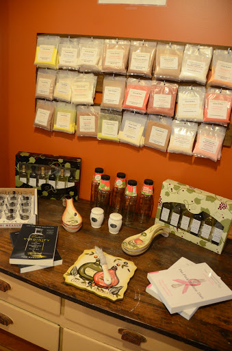 LeClaire Olive Oil Co - Thumbnail