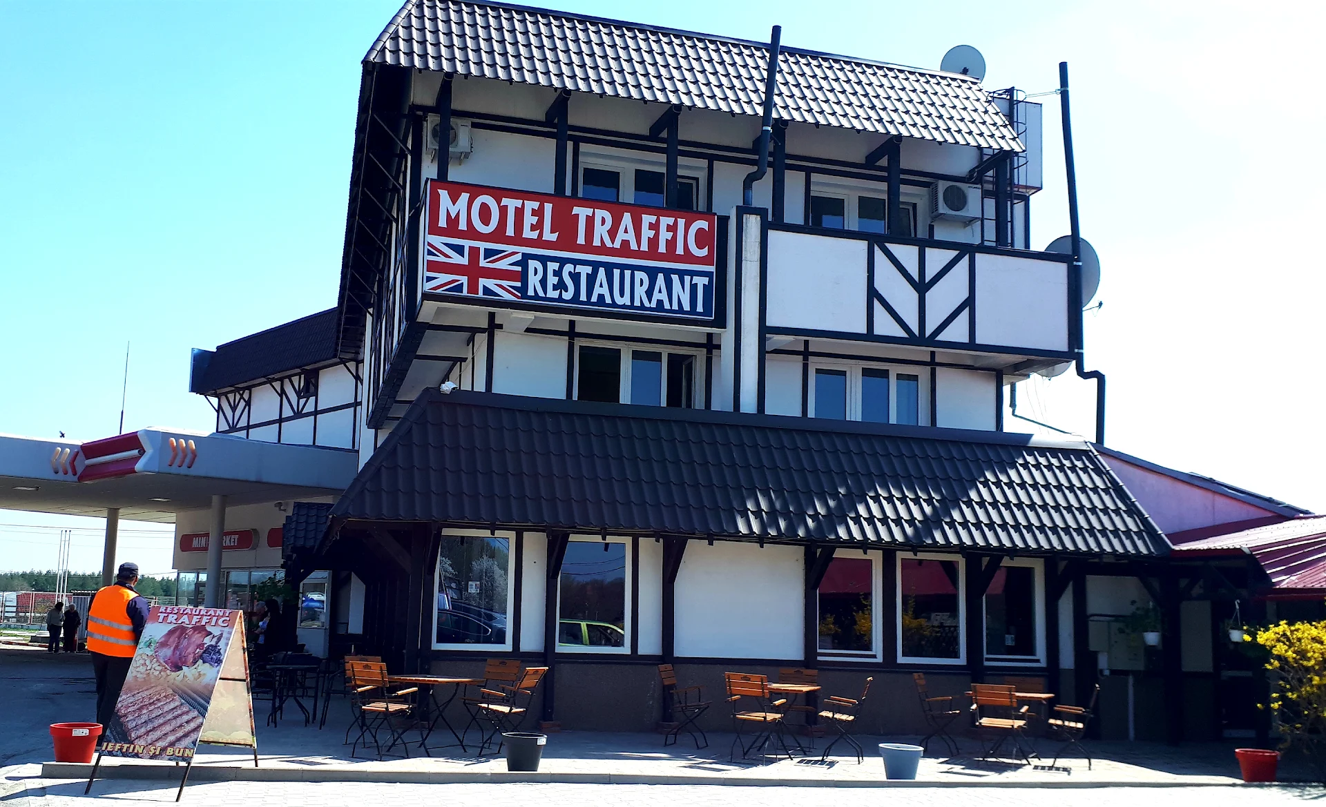Traffic Motel