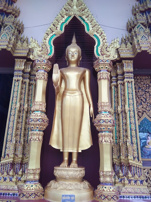 Wat Phra Yai Ko Fan
