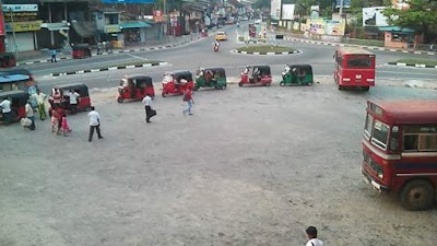 Photos of Karawanella Bus Stand