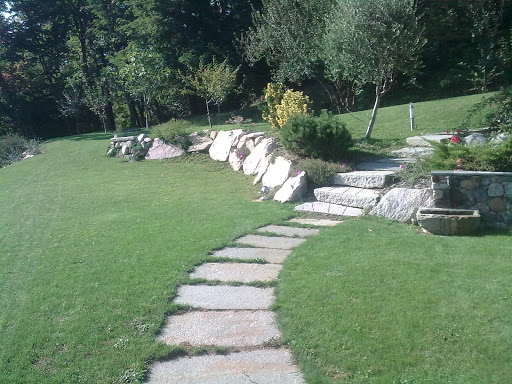 Comunetti Pietre e Graniti Pavimenti e Rivestimenti in Pietra per Esterni - Thumbnail