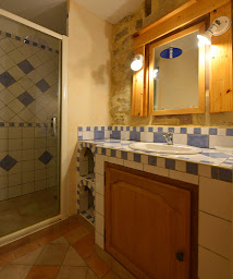 Photo n°24 de Uzes à Montaren-et-Saint-Médiers (Chambre d'hôtes)