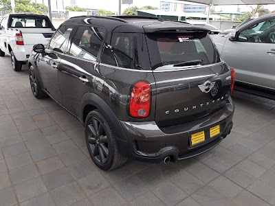 Photos of Land Rover Durban