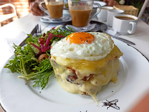 El Beneficio Bistrot - Thumbnail