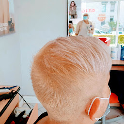 Photo n°9 de Isa Coiffure à Saint-Germain-en-Laye (Salon de coiffure)