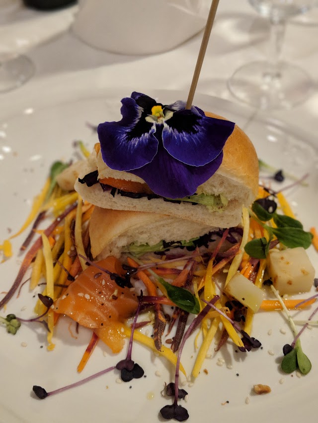 Restaurant De La Tour