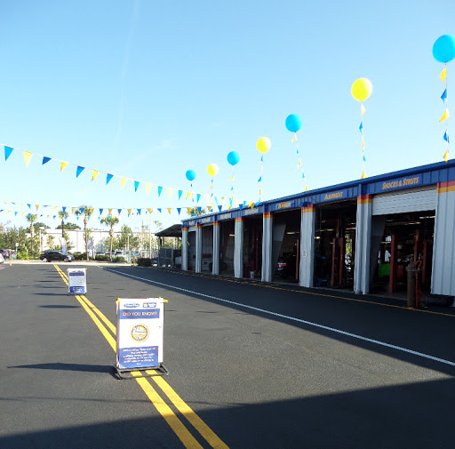Driver's Mart Service Center Logo