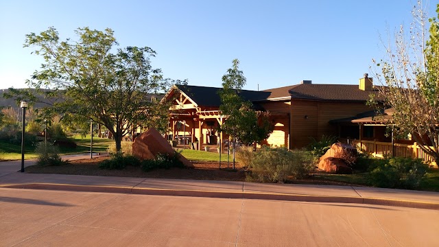 Desert Rose Inn & Cabins