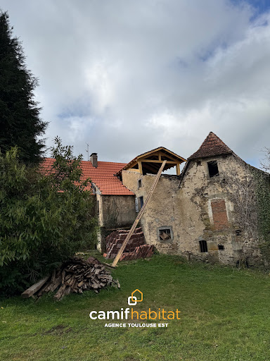 CHANTIER EN COURS DANS LE LOT – FOCUS SUR LA LUCARNE...