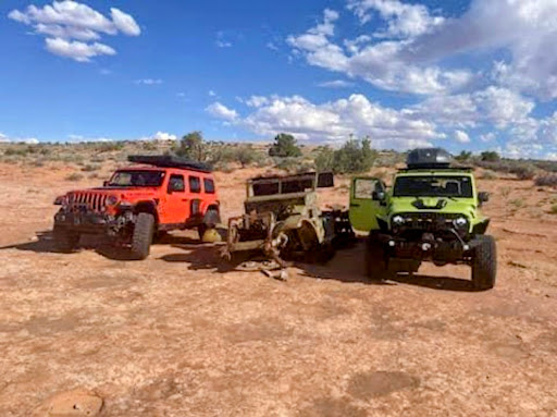 Hole In The Rock "Jeep Badge of Honor" trail - Thumbnail