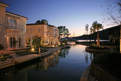 Estates Turkey - Visual