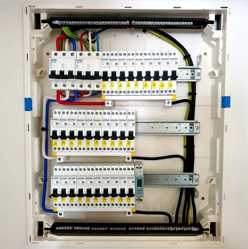 DML Electrical Solutions Pty Ltd - Thumbnail