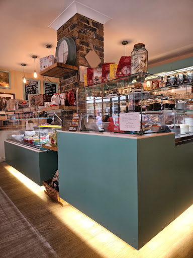 Moretto’s - Visual