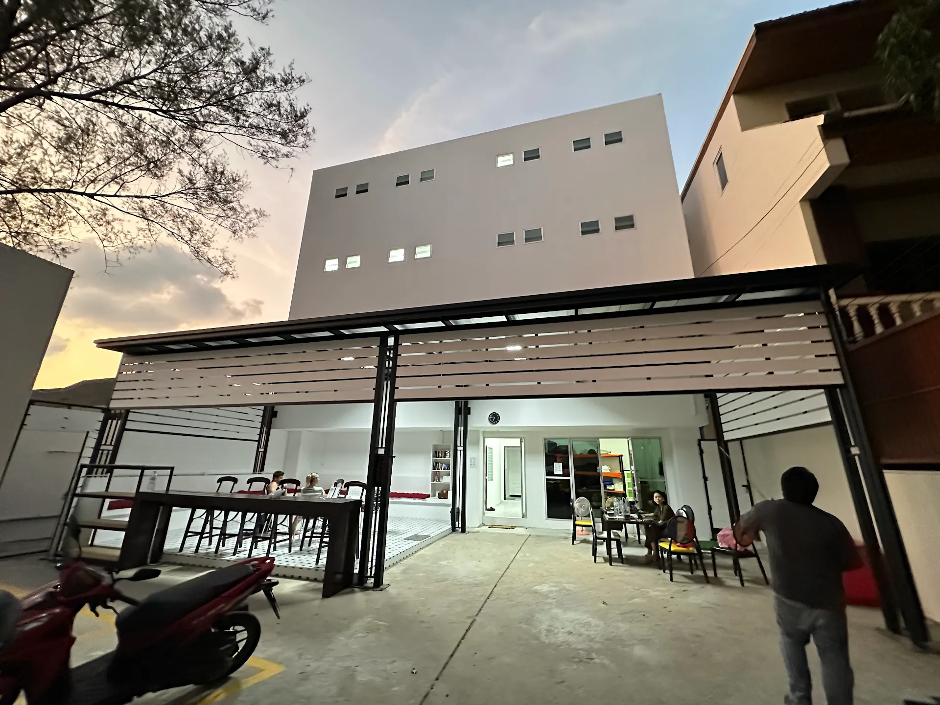 Phuket Hostel @Rawai